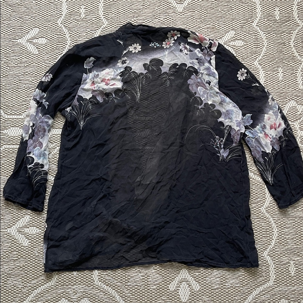 Citron Floral Sheer Silk Kimono Shawl🌬️ - Picture 6 of 9